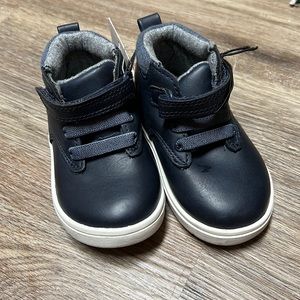 NWT cat & Jack toddler shoes size 5